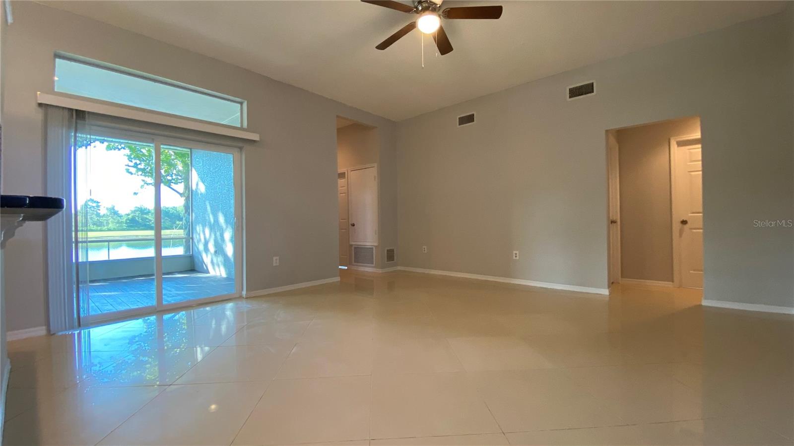 SOUTHCHASE - Residential Lease