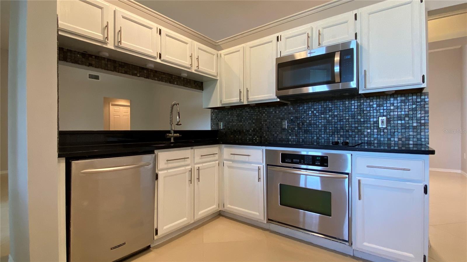 SOUTHCHASE - Residential Lease