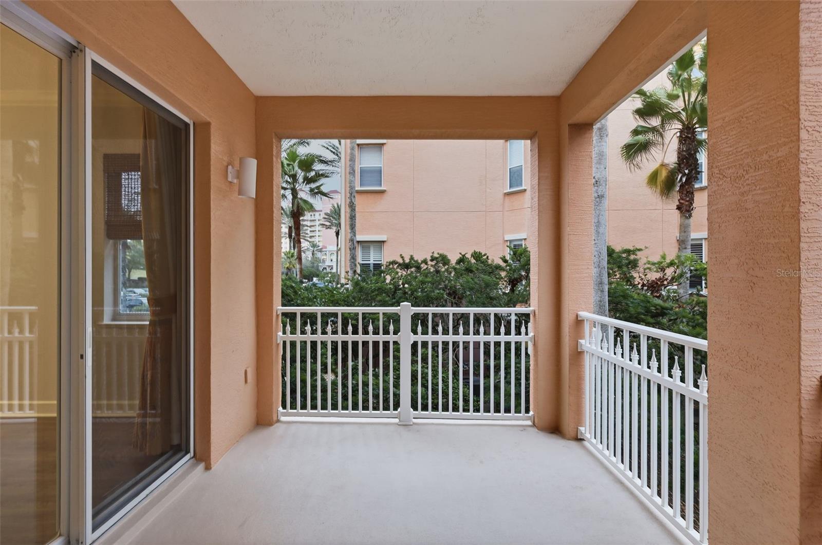 HAMMOCK BEACH - Residential