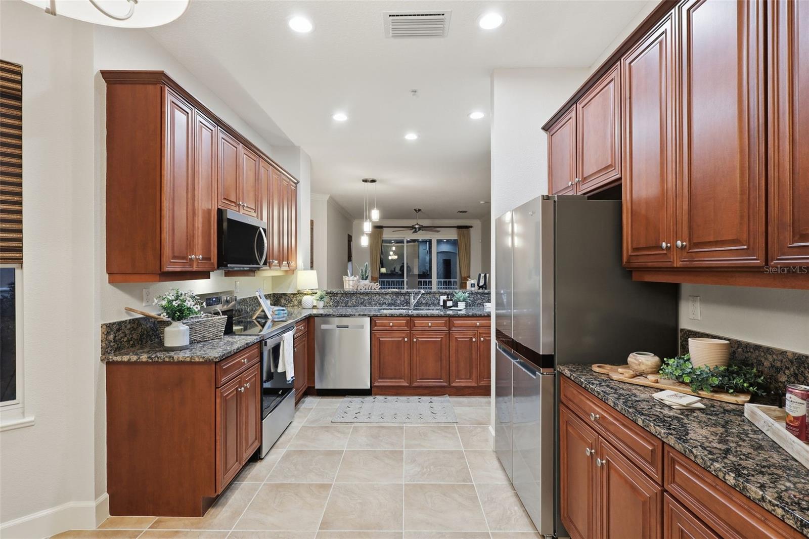 HAMMOCK BEACH - Residential