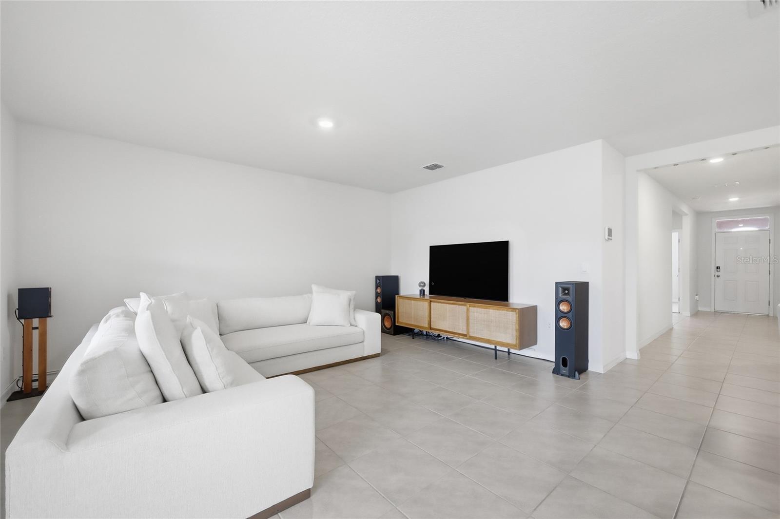 EASTGROVE - Residential