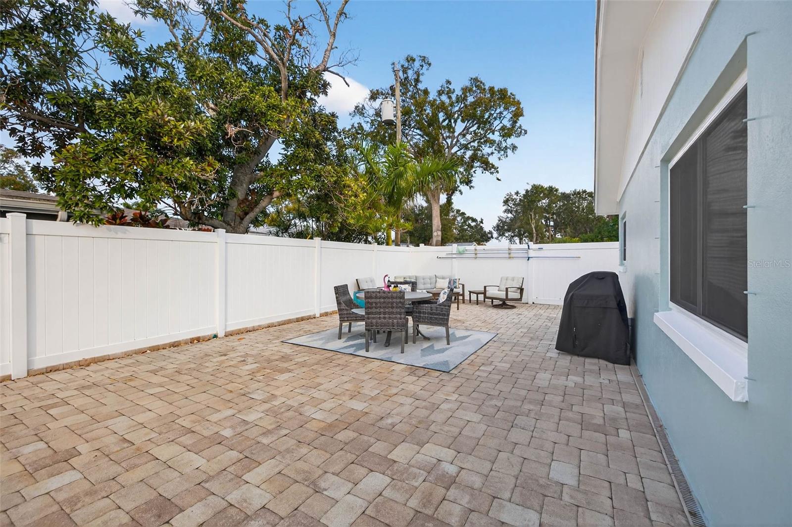 HOLIDAY PARK 3RD ADD - Residential