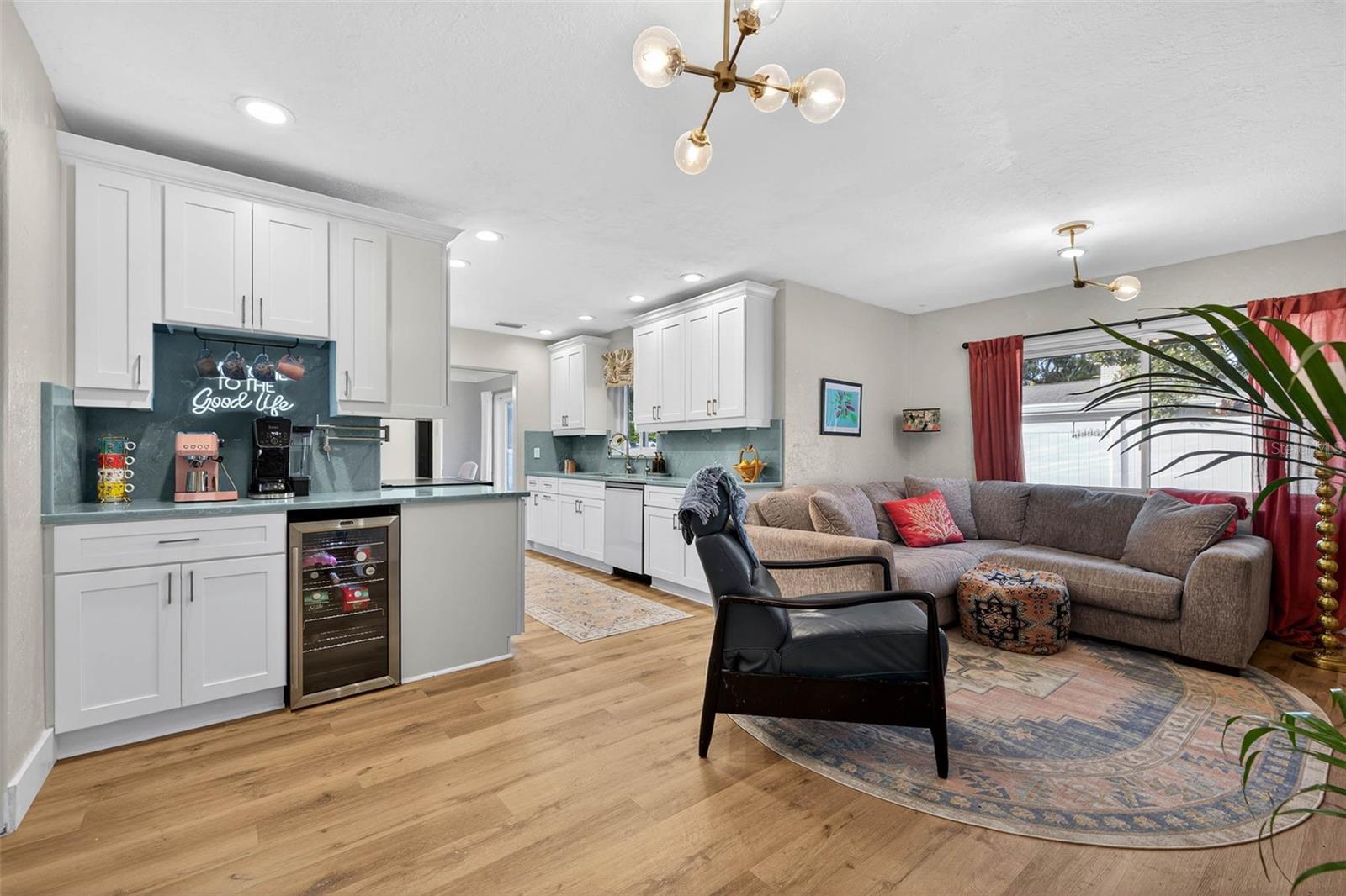 HOLIDAY PARK 3RD ADD - Residential