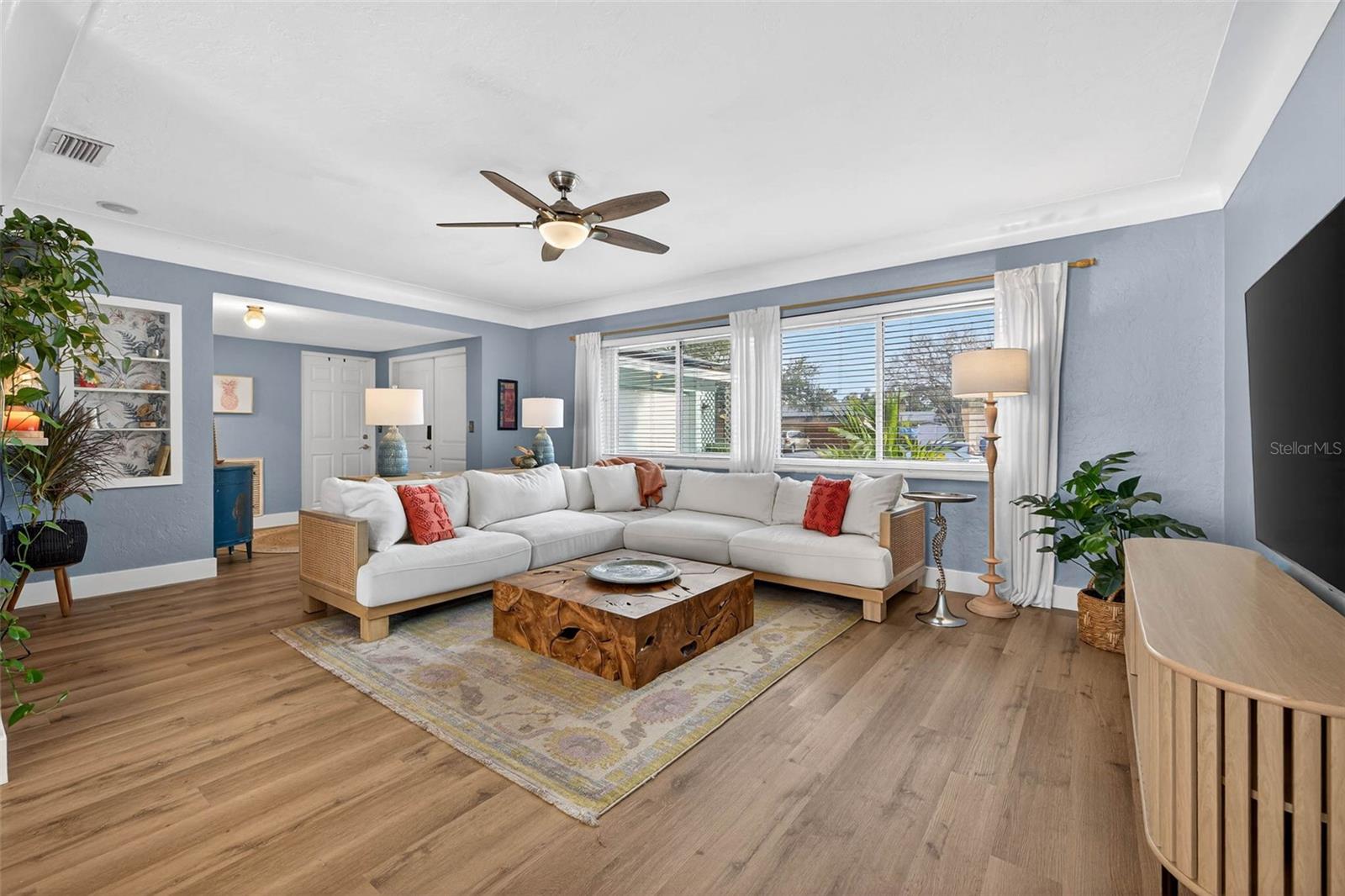 HOLIDAY PARK 3RD ADD - Residential