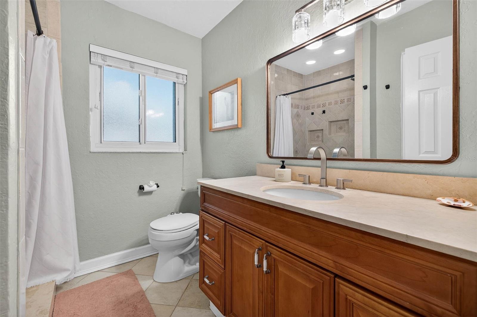 HOLIDAY PARK 3RD ADD - Residential