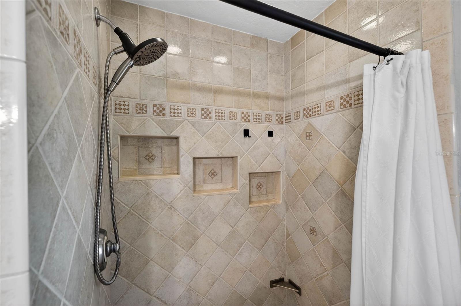 HOLIDAY PARK 3RD ADD - Residential