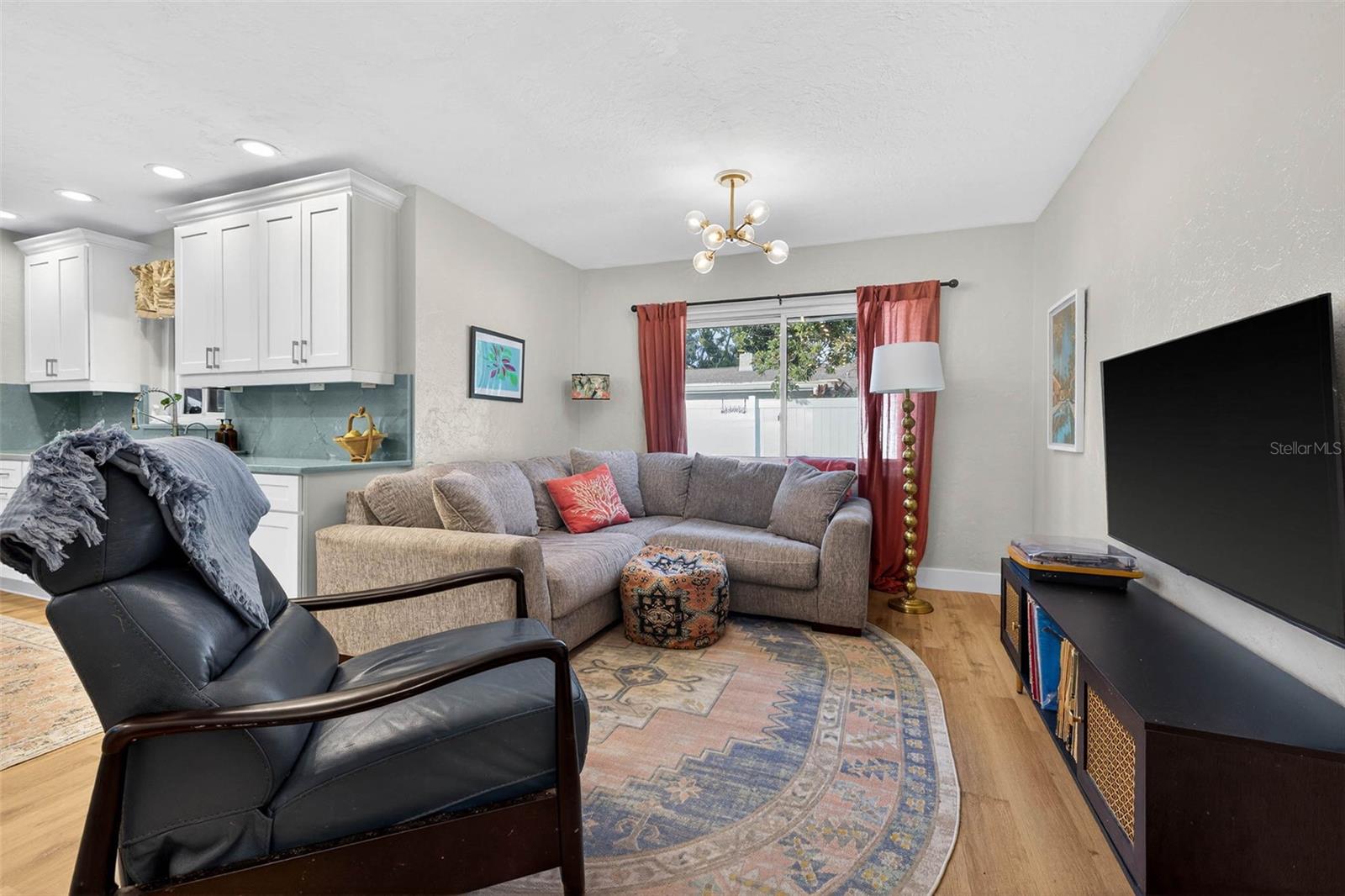 HOLIDAY PARK 3RD ADD - Residential