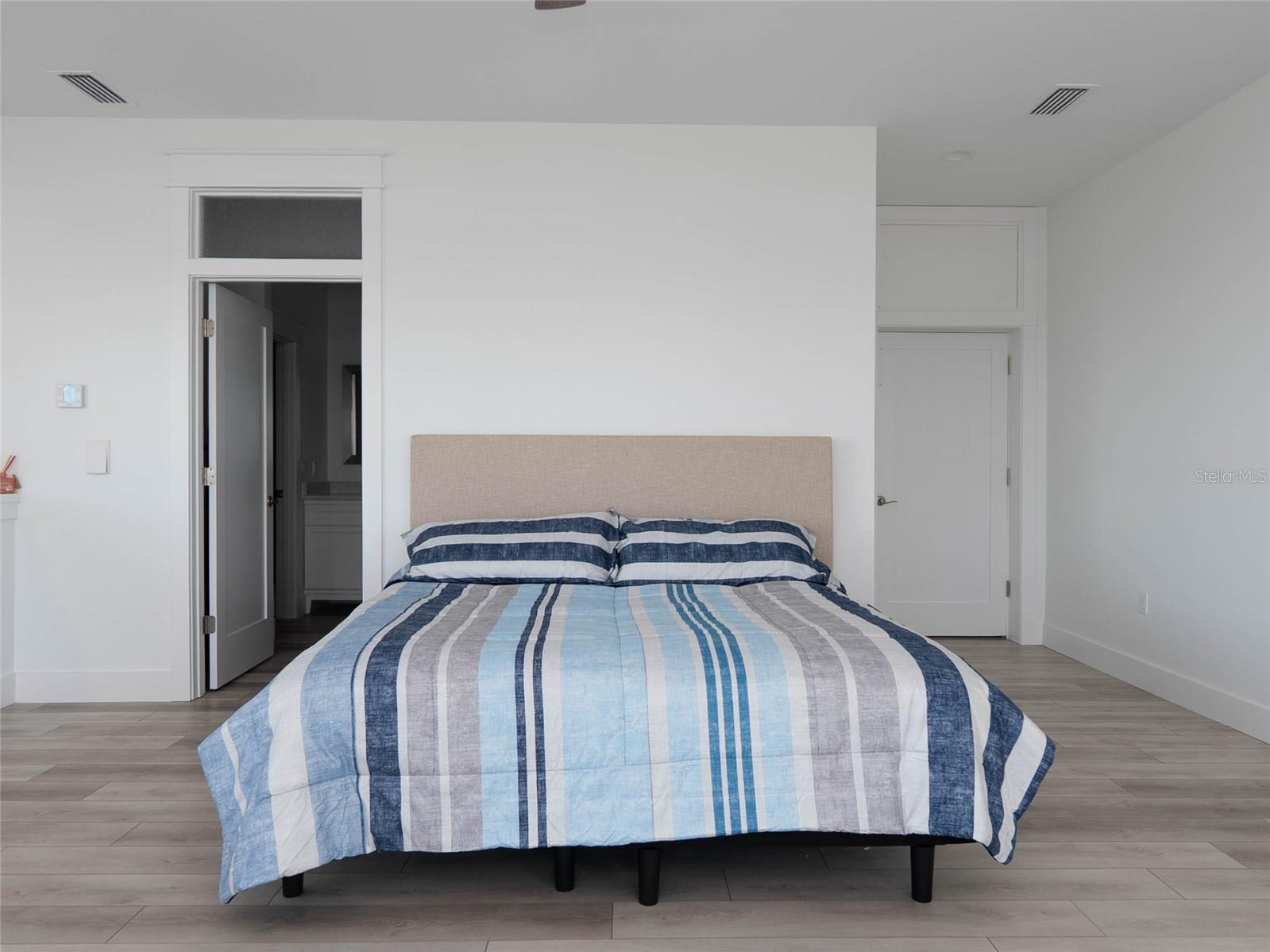 MANASOTA LAND & TIMBER CO - Residential