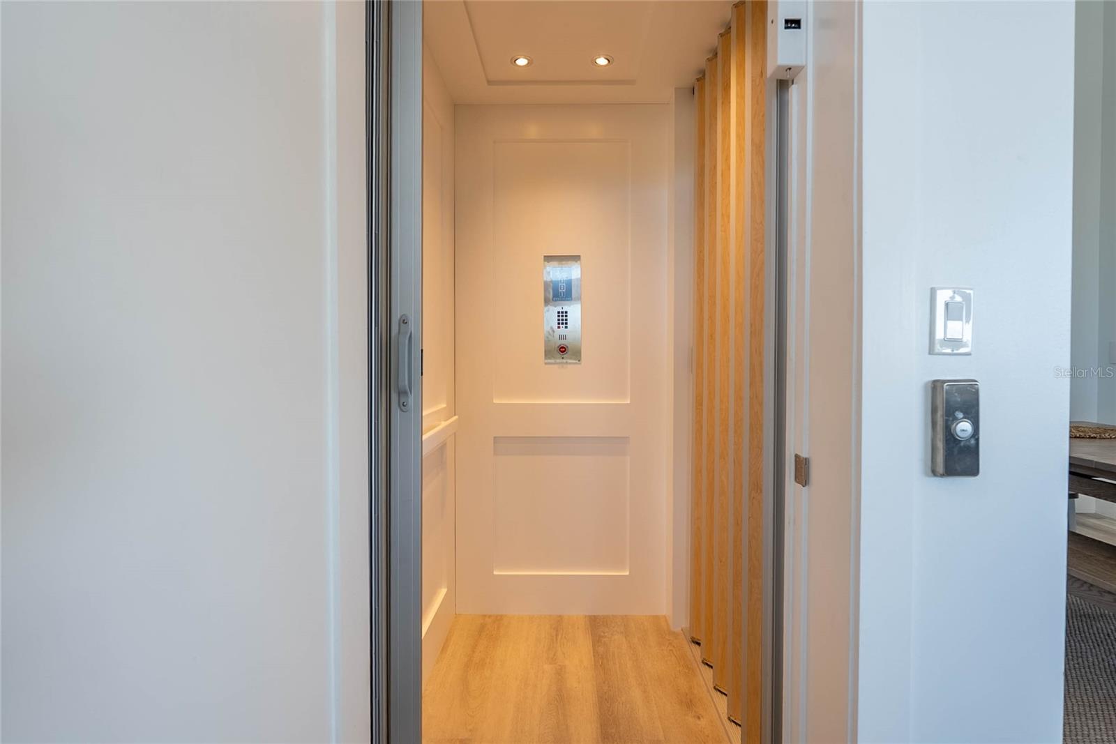 MANASOTA LAND & TIMBER CO - Residential