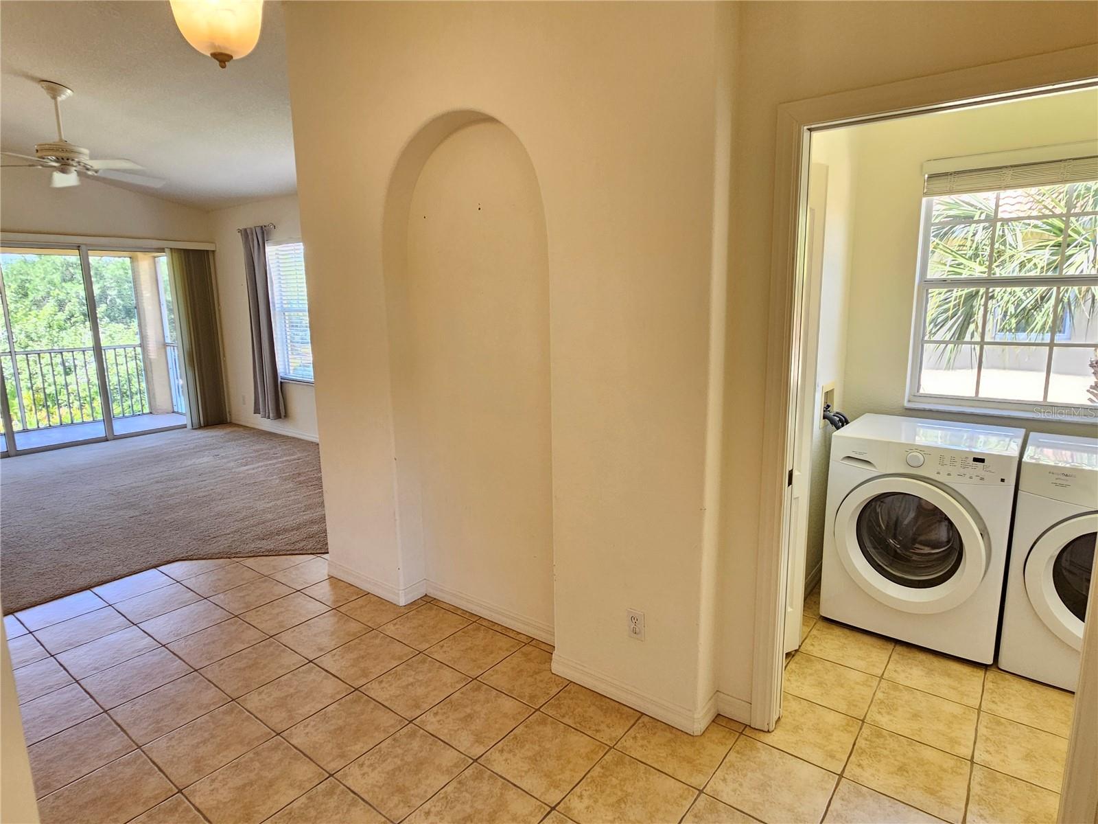 CASA DEL LAGO - Residential Lease