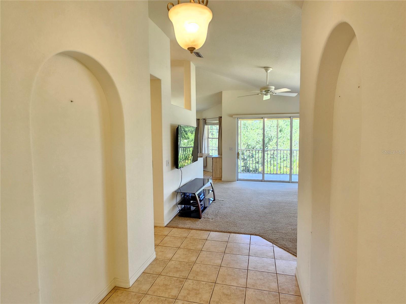 CASA DEL LAGO - Residential Lease