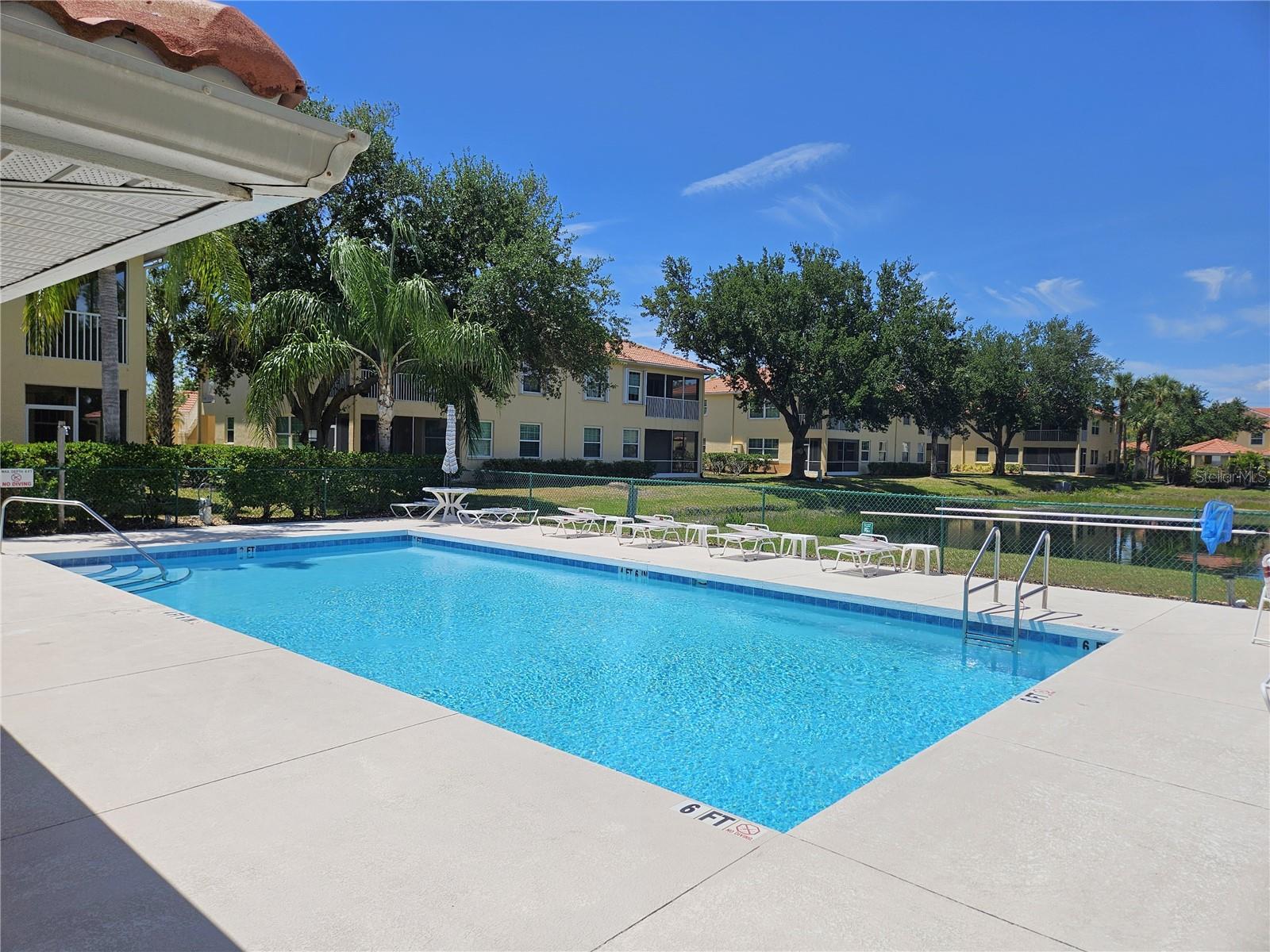 CASA DEL LAGO - Residential Lease
