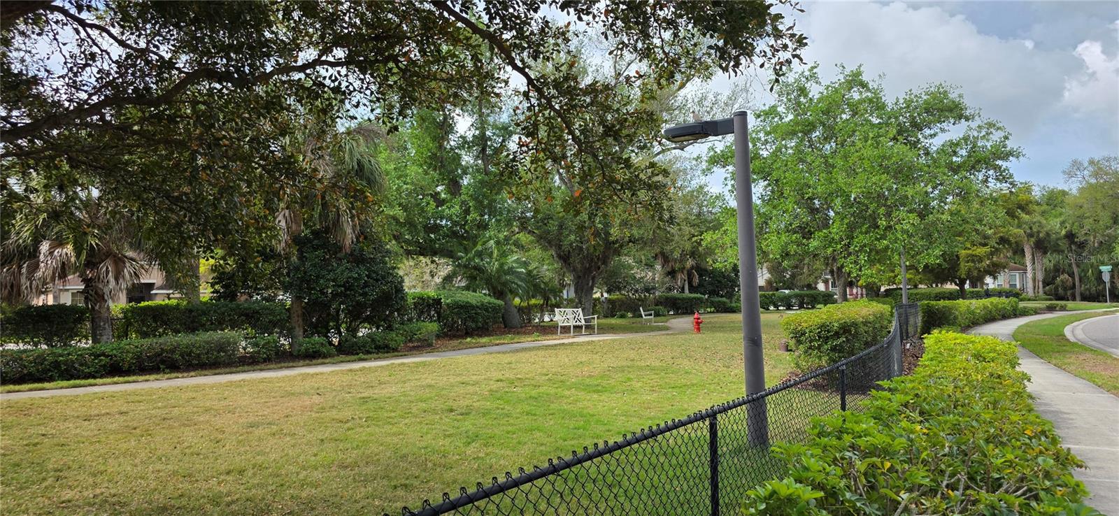 VERONA RESERVE - Residential