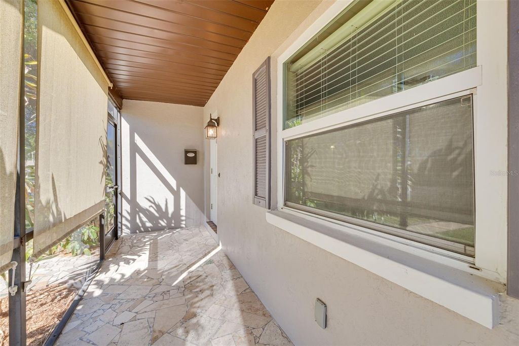 Photo of 513 89th Avenue N, St Petersburg, FL 33702 (MLS # TB8438824)