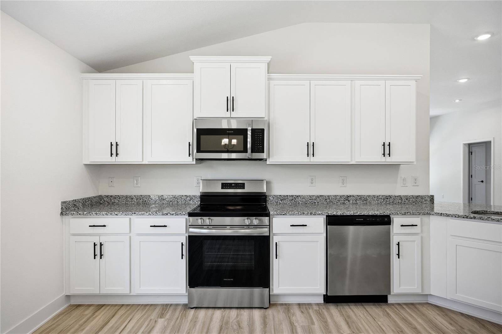 BRIARWOOD - Residential