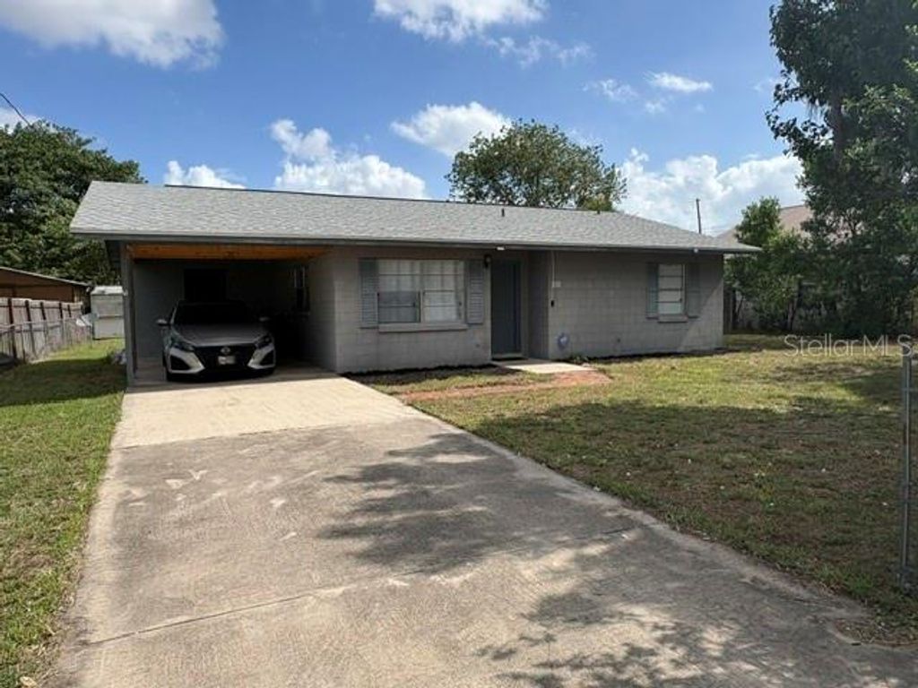 Photo of 506 W 9th Street, Frostproof, FL 33843 (MLS # K4903521)