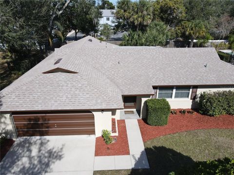 A home in SAINT CLOUD