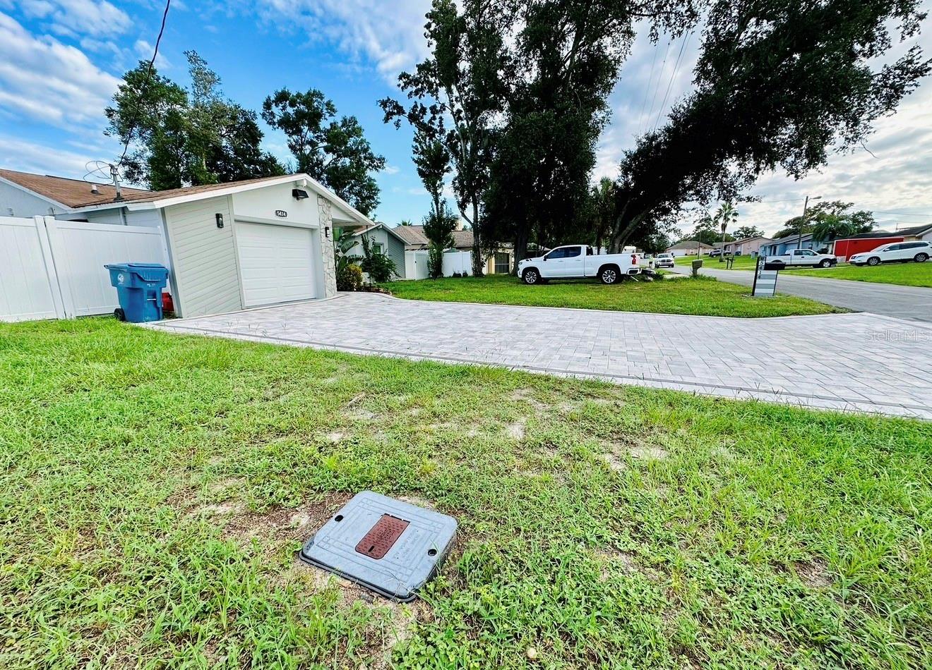 SPRING HILL - Residential