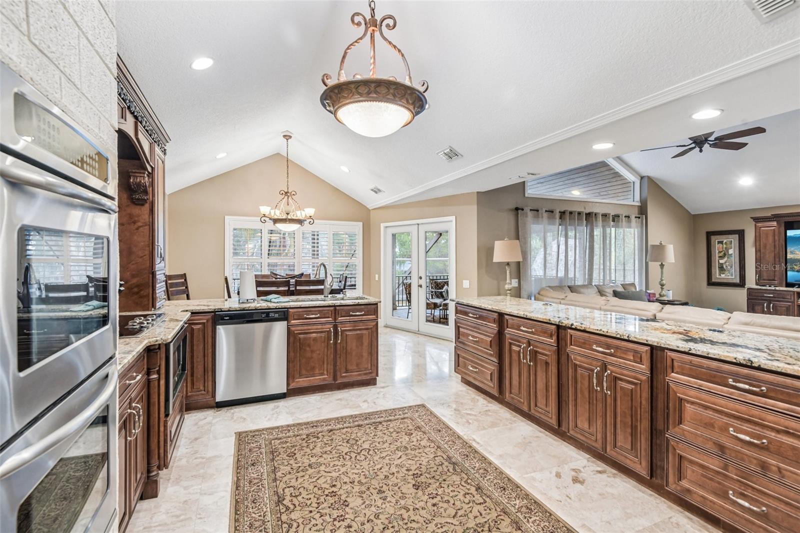 LAKE TARPON ESTATES - Residential