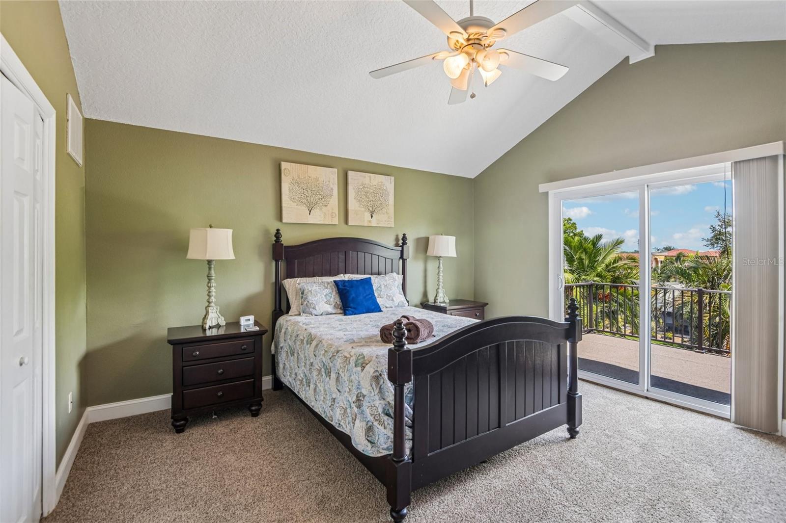 LAKE TARPON ESTATES - Residential