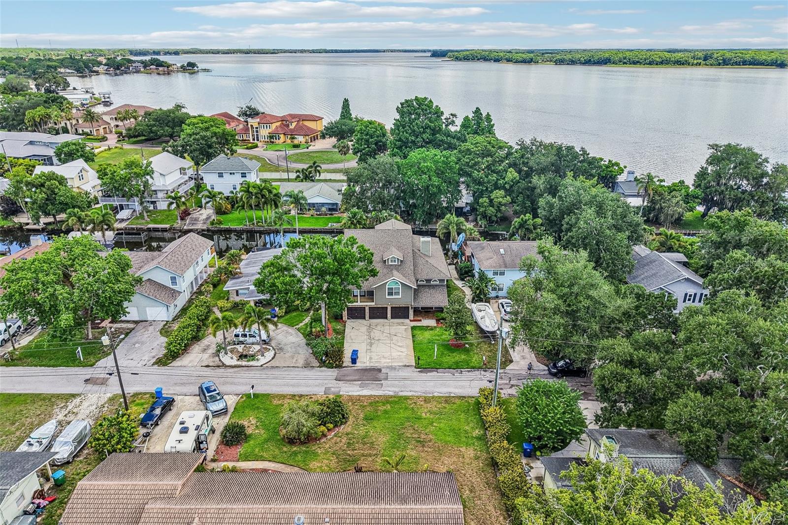 LAKE TARPON ESTATES - Residential
