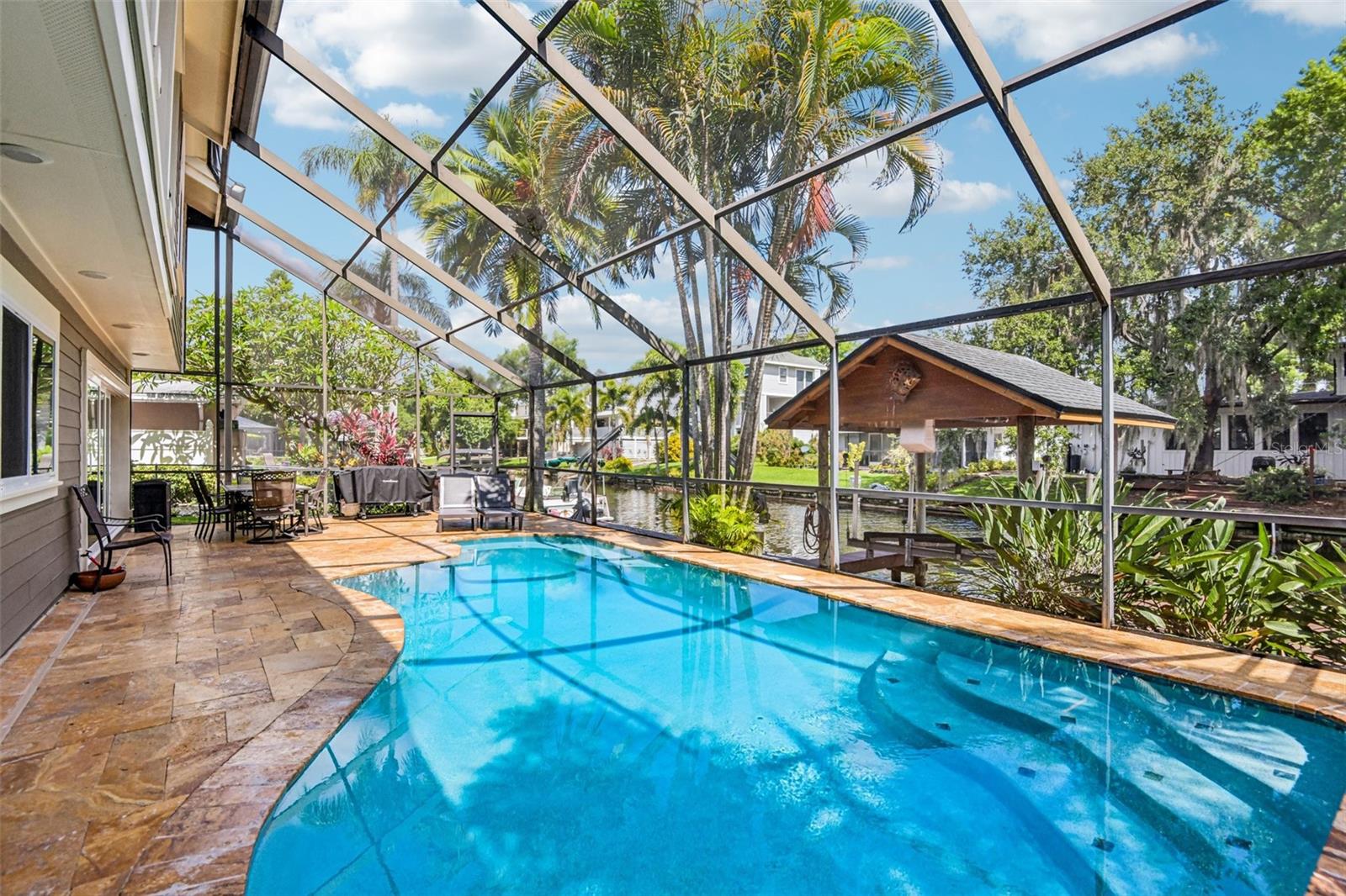 LAKE TARPON ESTATES - Residential