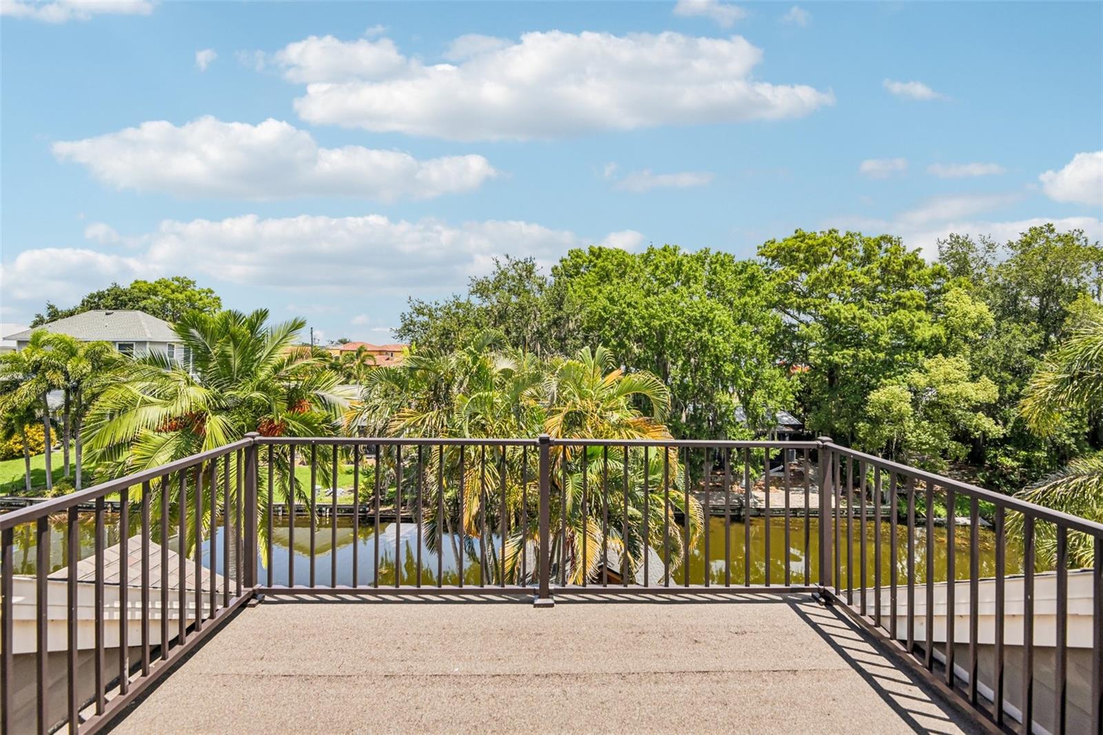LAKE TARPON ESTATES - Residential
