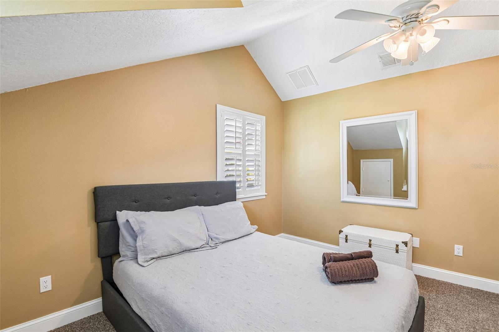 LAKE TARPON ESTATES - Residential