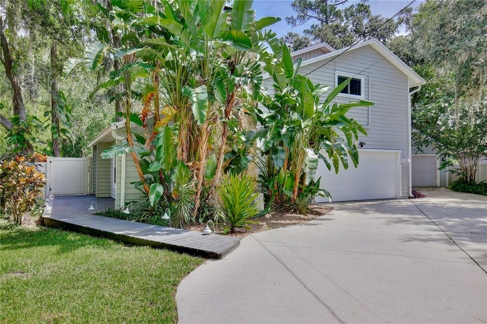 13959 MARINE DRIVE