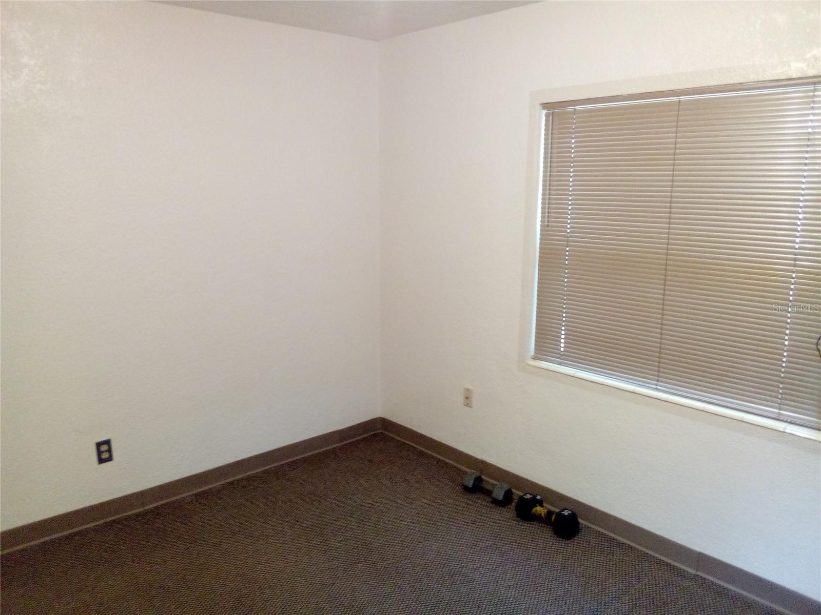 LEESBURG WHISPERING PINES - Residential