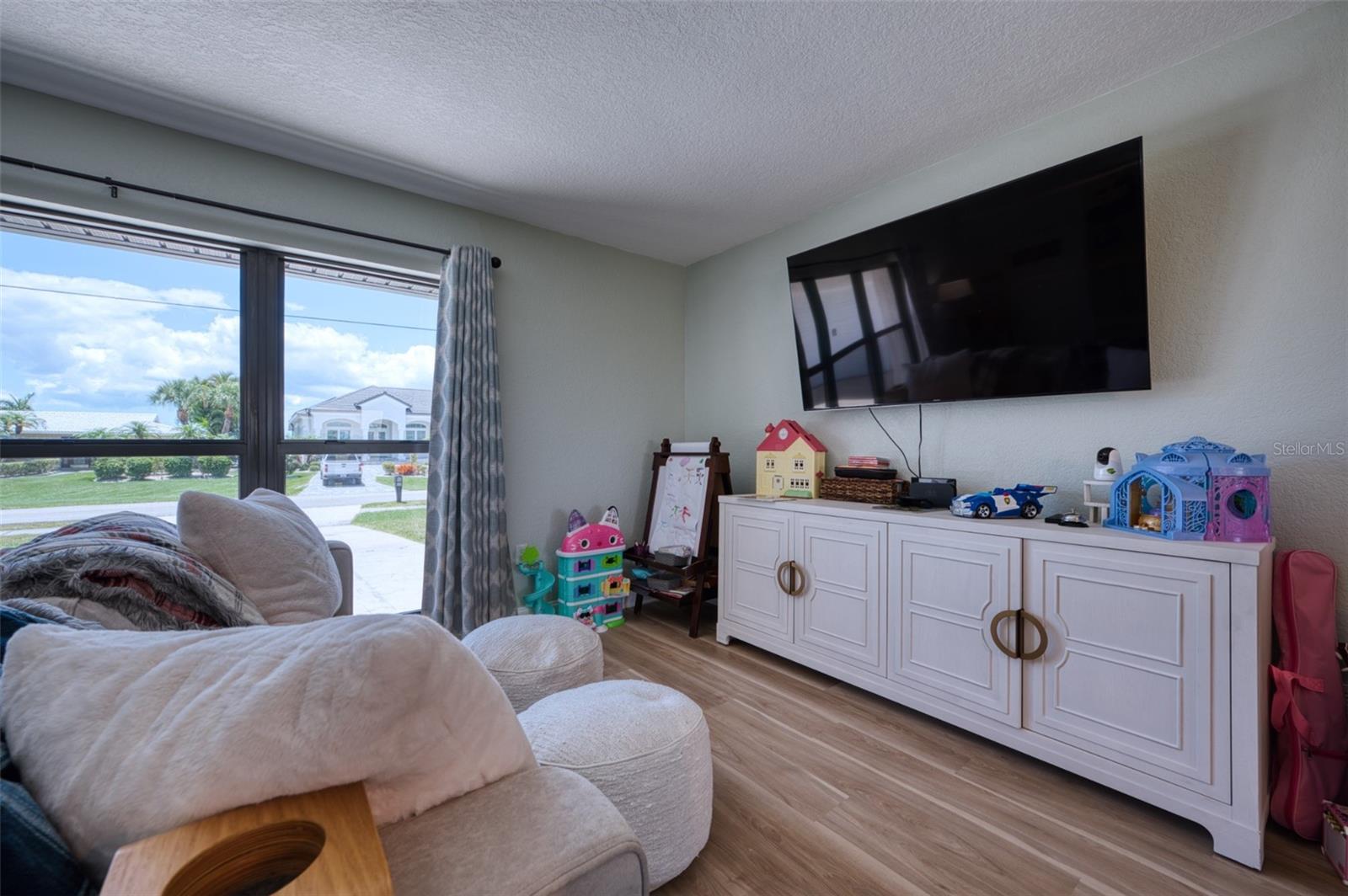 PUNTA GORDA ISLES SEC 15 - Residential