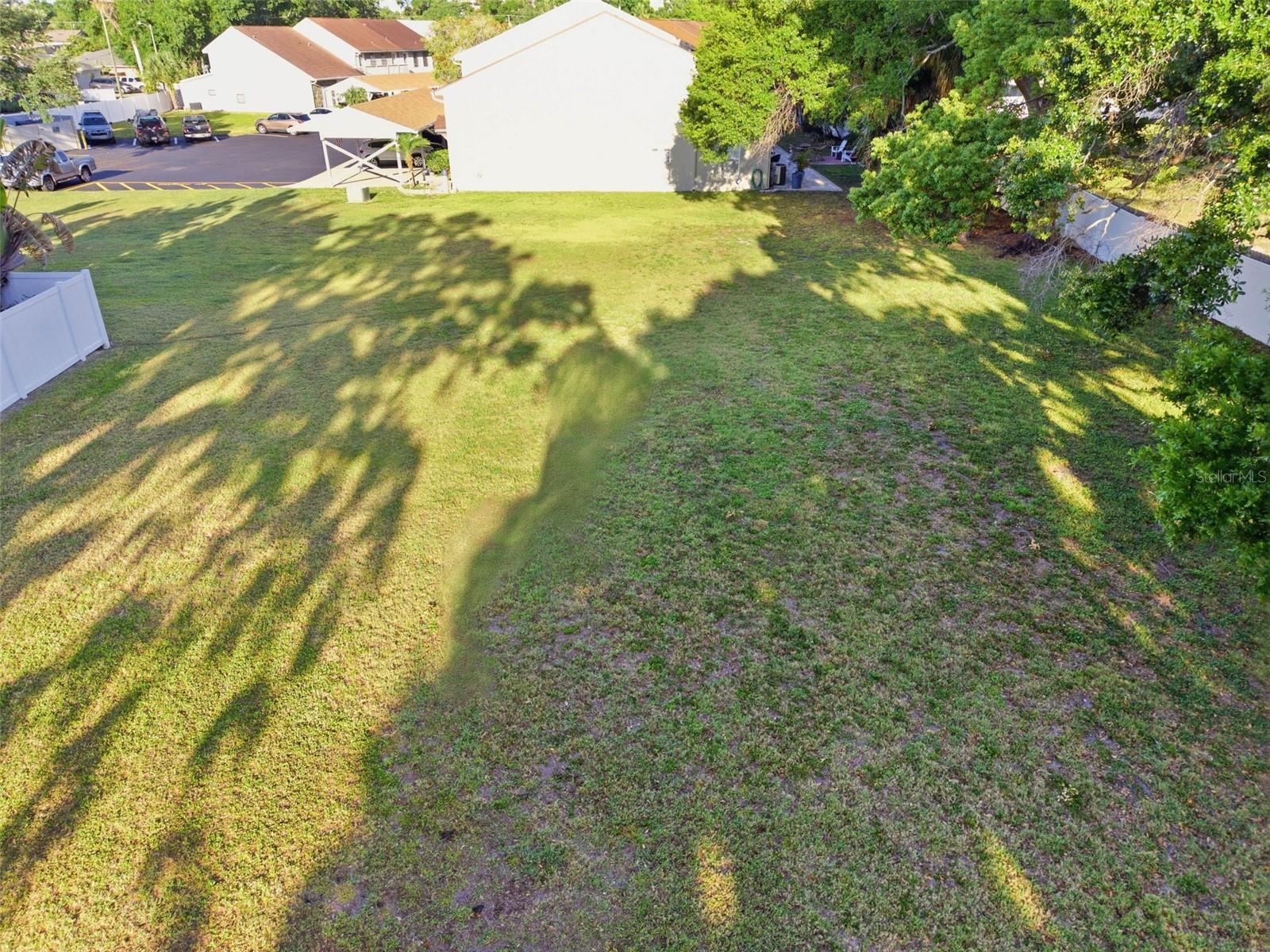 HIDDEN HAVEN II - Land