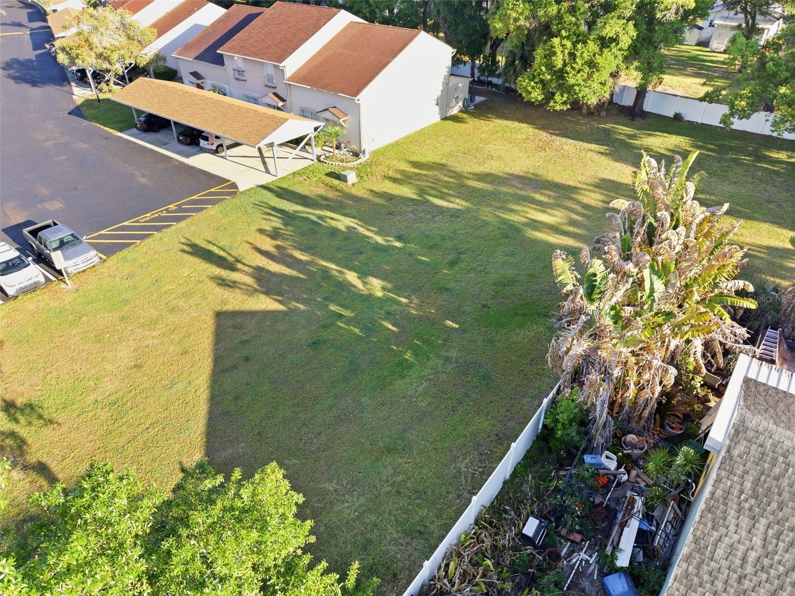 HIDDEN HAVEN II - Land