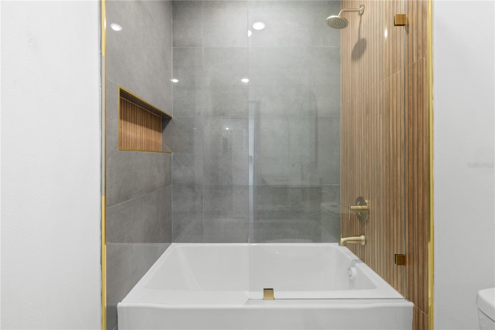 PORT MALABAR UNIT 37 - Residential