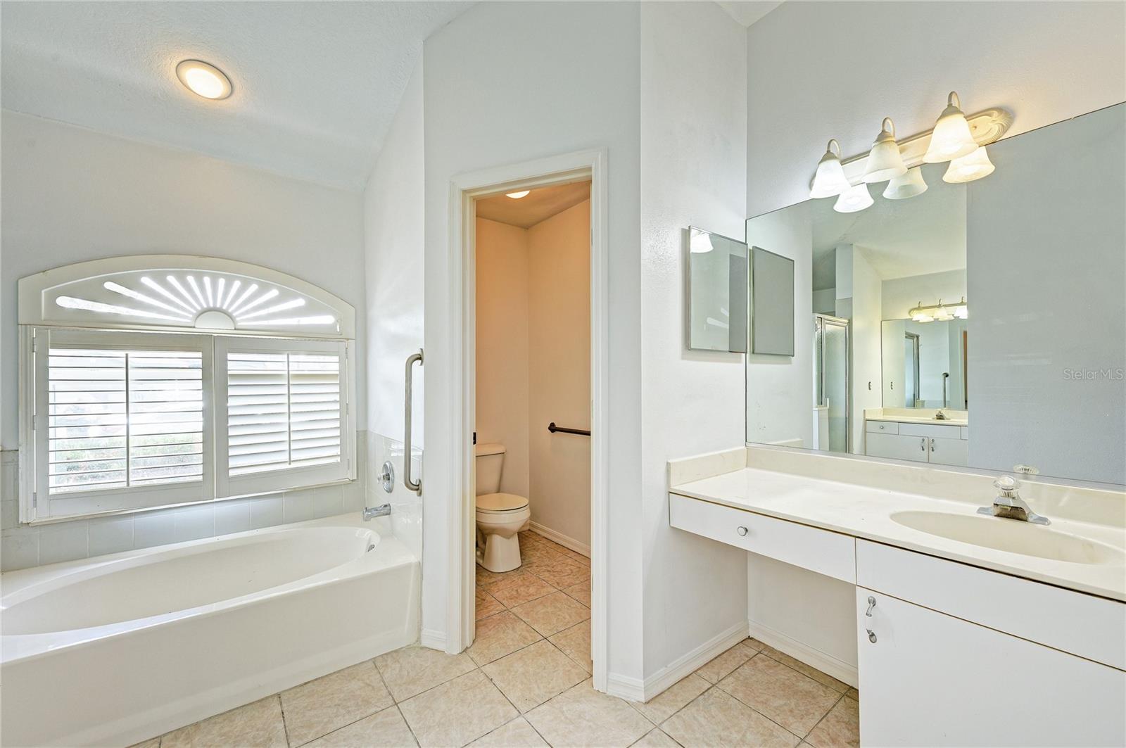 BRIARWOOD - Residential Lease