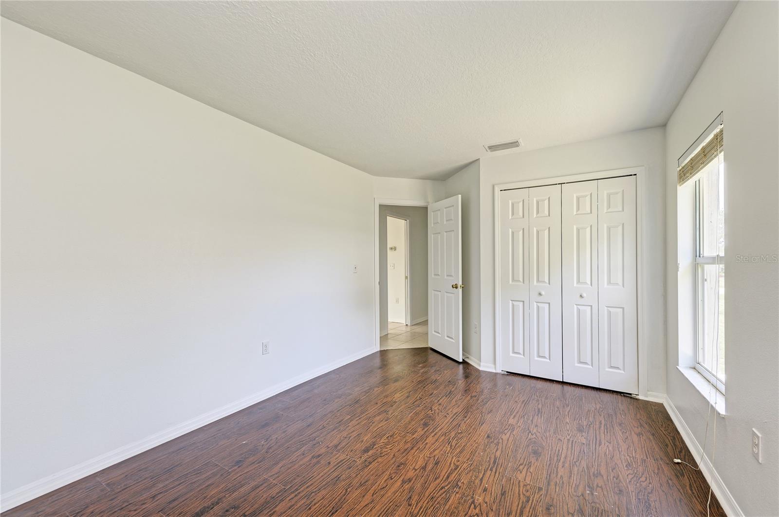 BRIARWOOD - Residential Lease