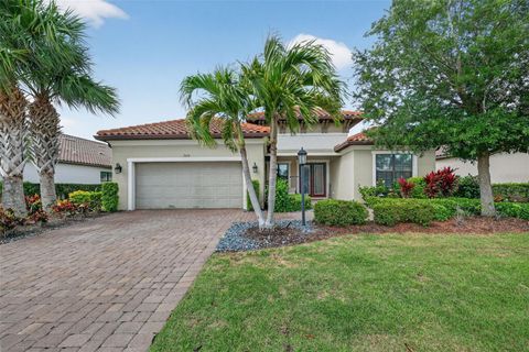 Photo of 5010 Tivoli Run, Bradenton, FL 34211 (MLS # A4688822)