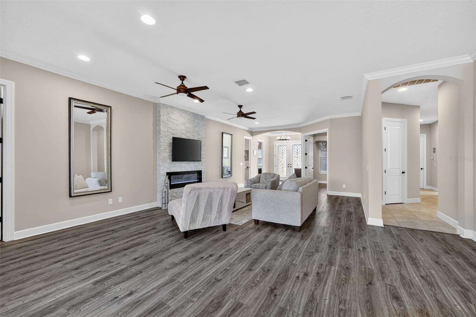 ESPLANADE PH III SUBPHASES E, G & H - Residential