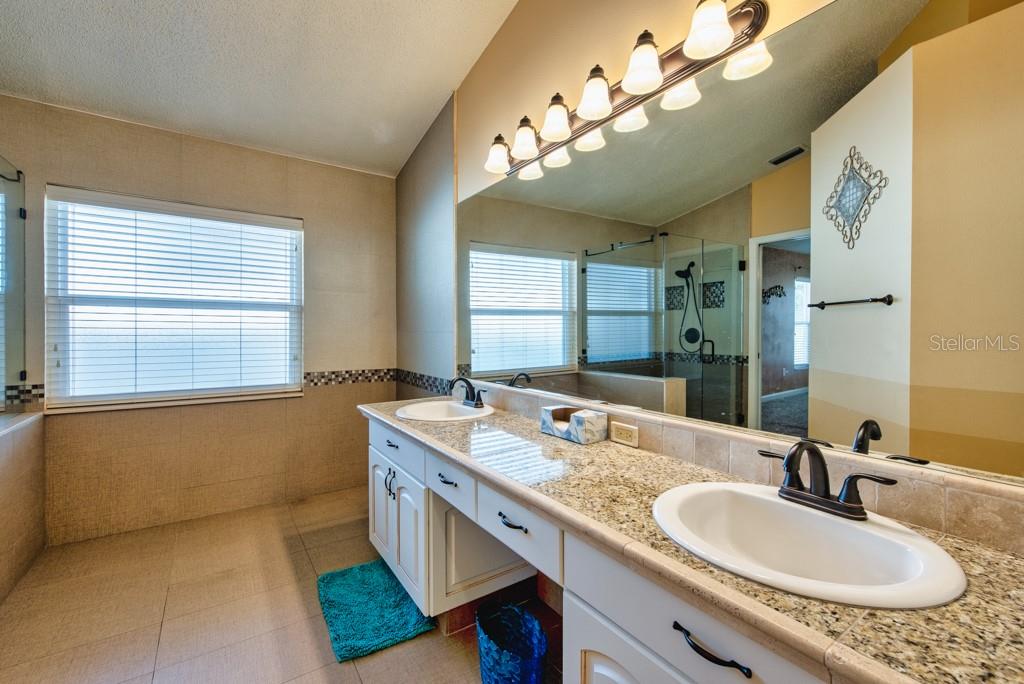 THE WILLOWS UNIT 3 - Residential