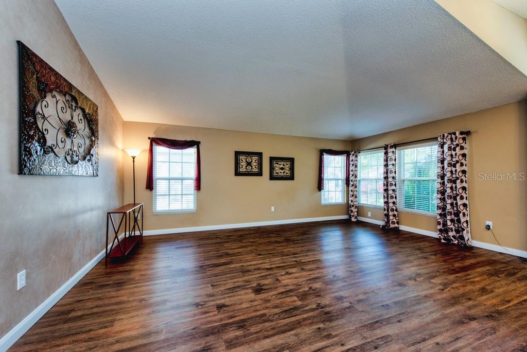 THE WILLOWS UNIT 3 - Residential