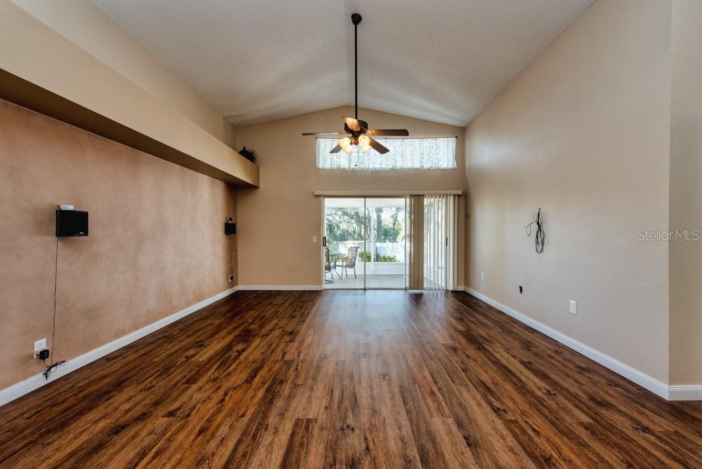 THE WILLOWS UNIT 3 - Residential