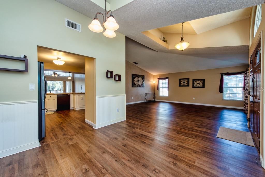 THE WILLOWS UNIT 3 - Residential