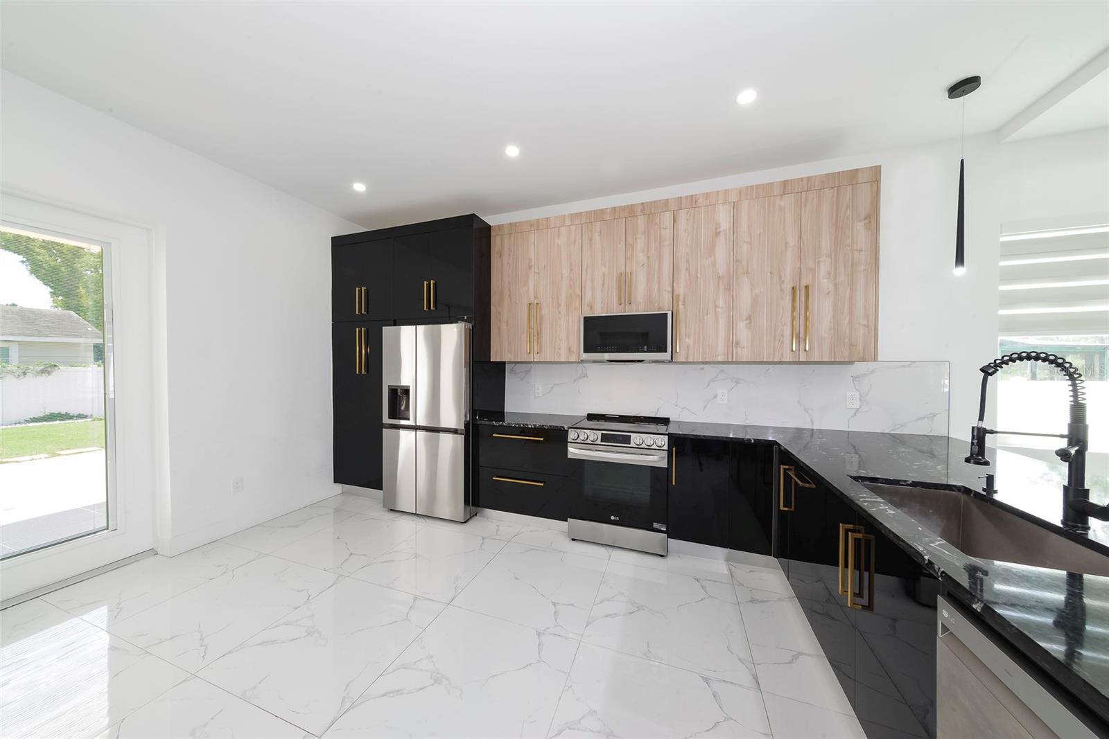 UNPLATTED - Residential