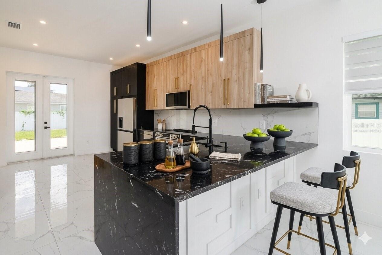 UNPLATTED - Residential