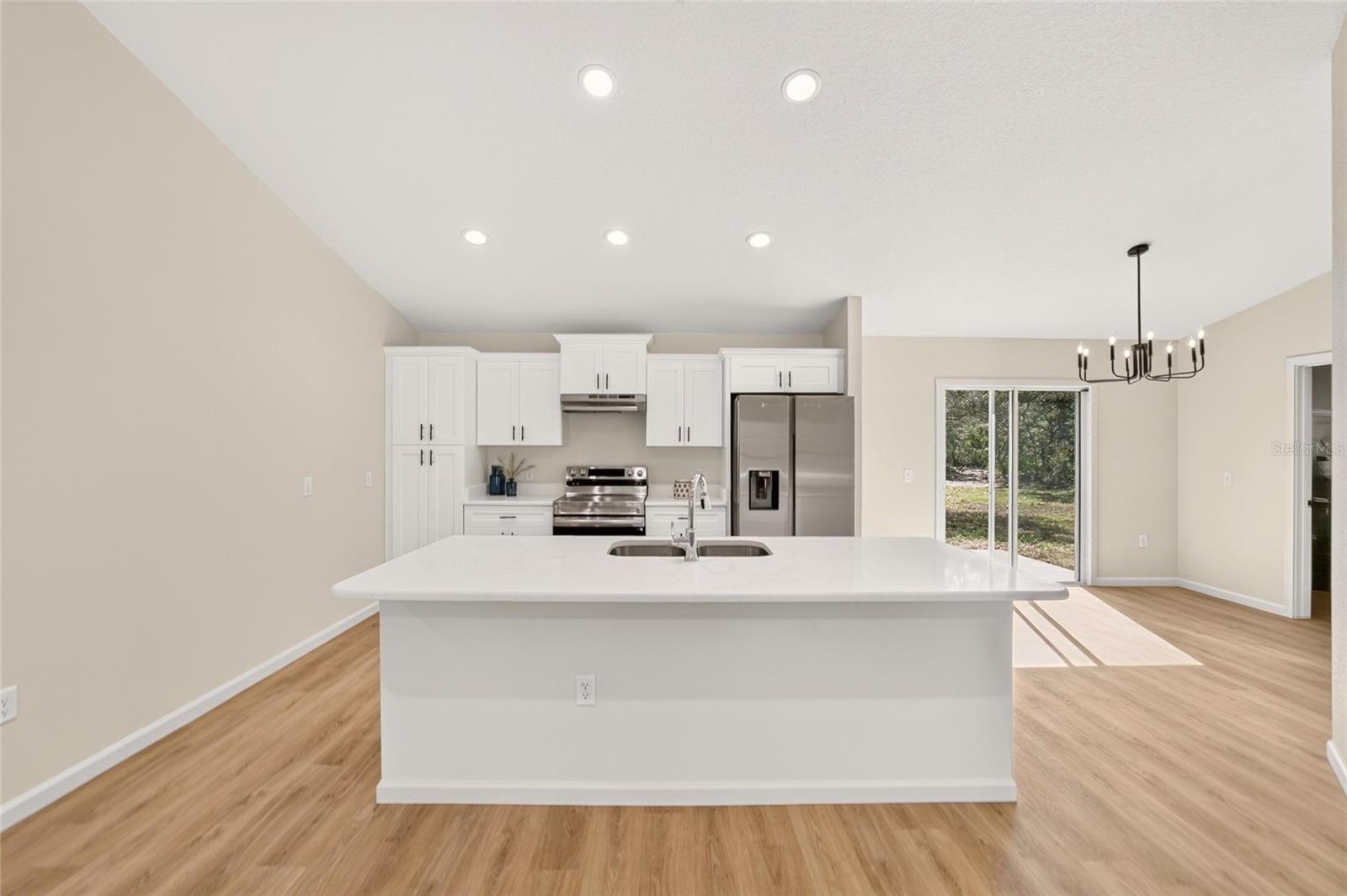 25 FISHER WAY TRAK