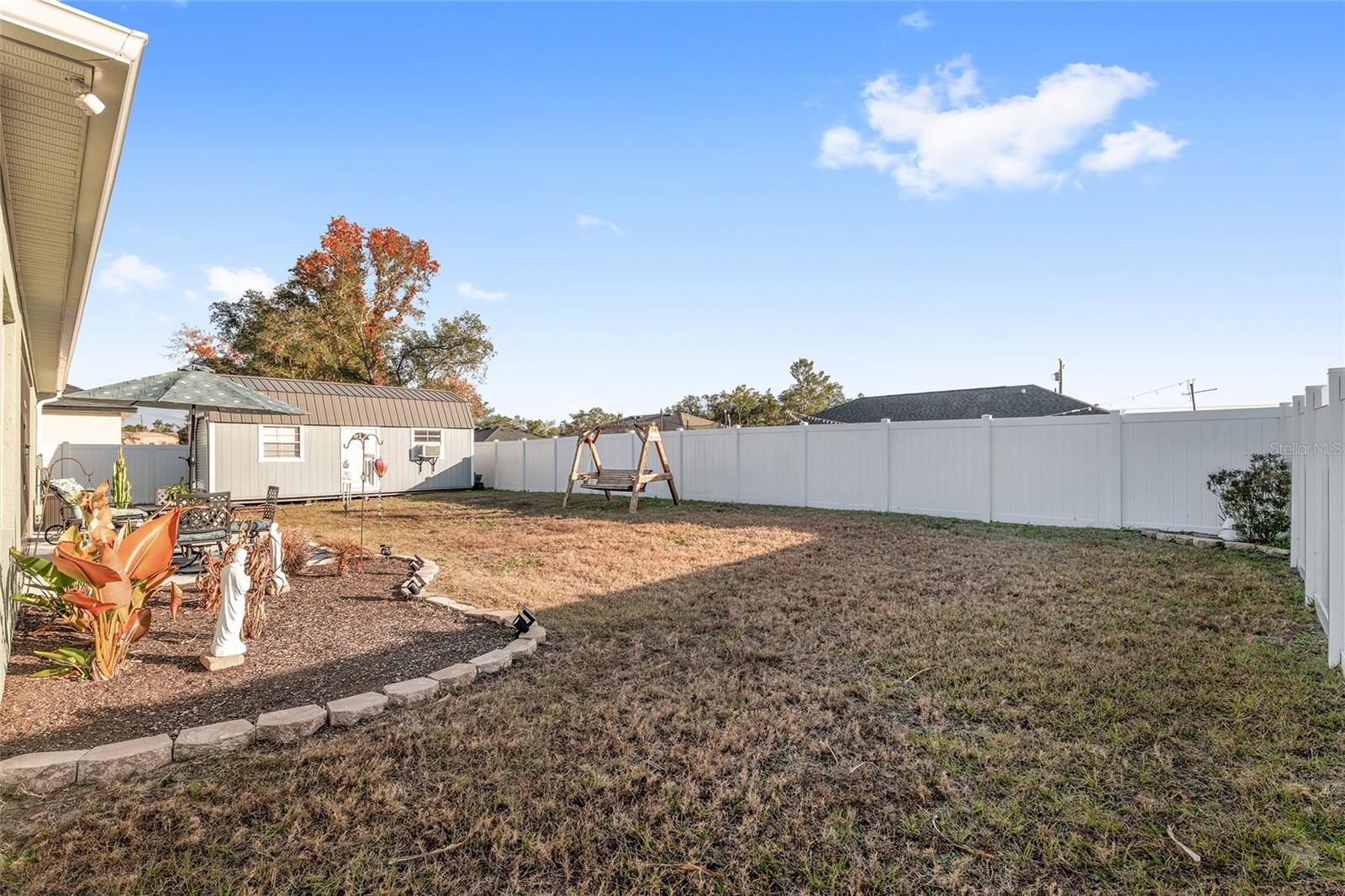 MARION OAKS UN 7 - Residential