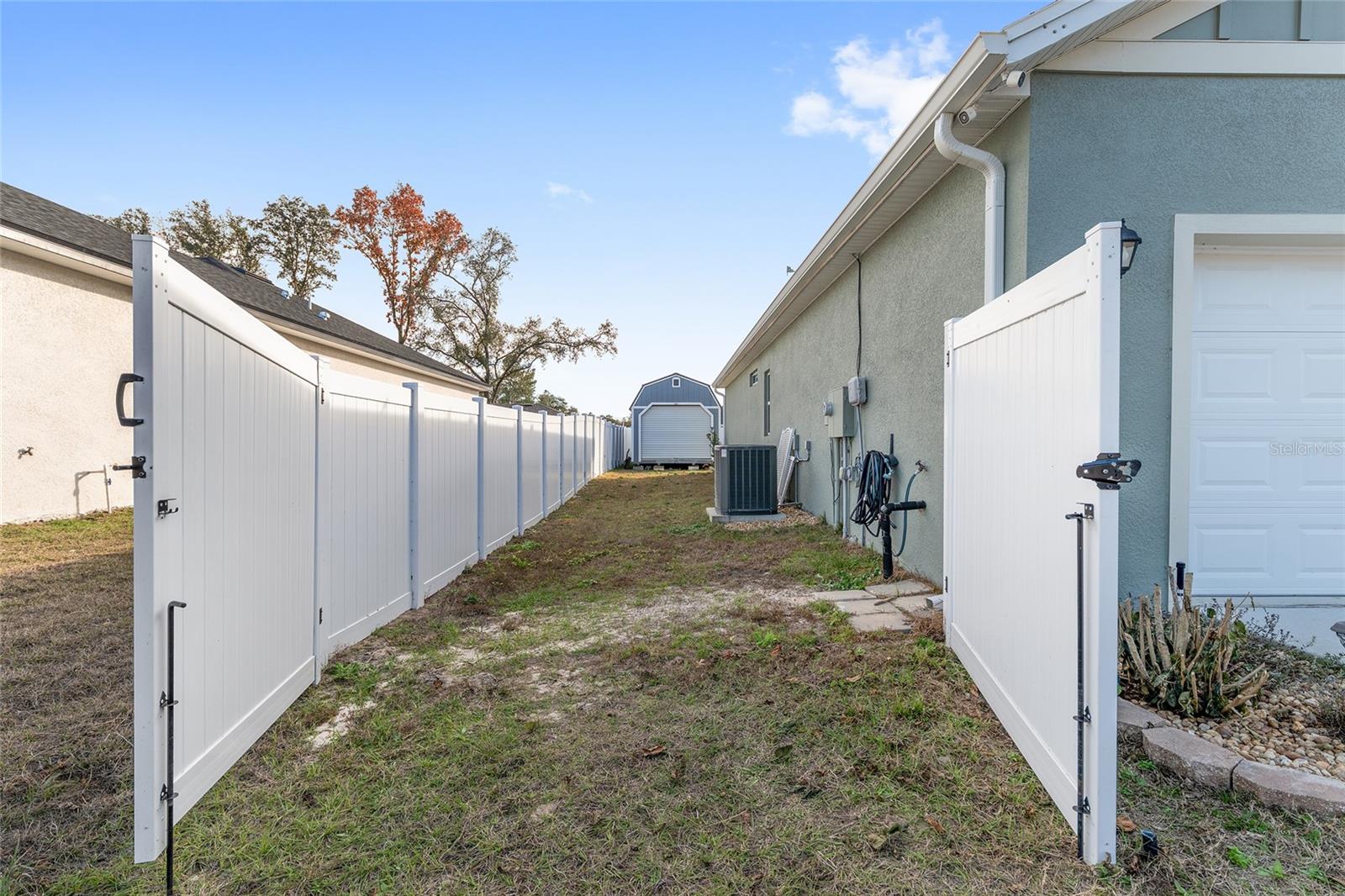 MARION OAKS UN 7 - Residential