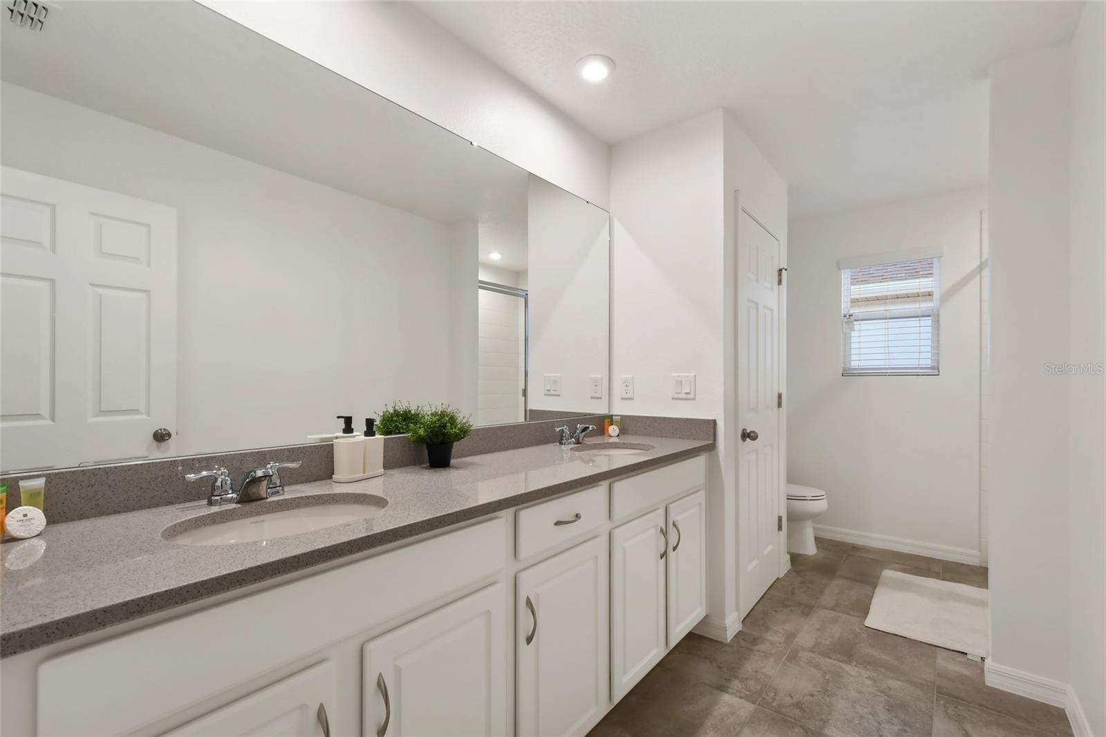 SOLARA RESORT VACATION VILLAS REP - Residential