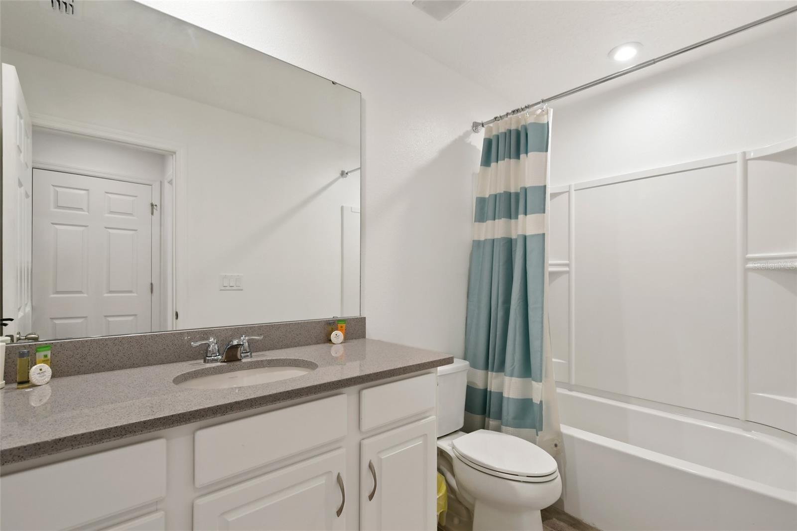 SOLARA RESORT VACATION VILLAS REP - Residential