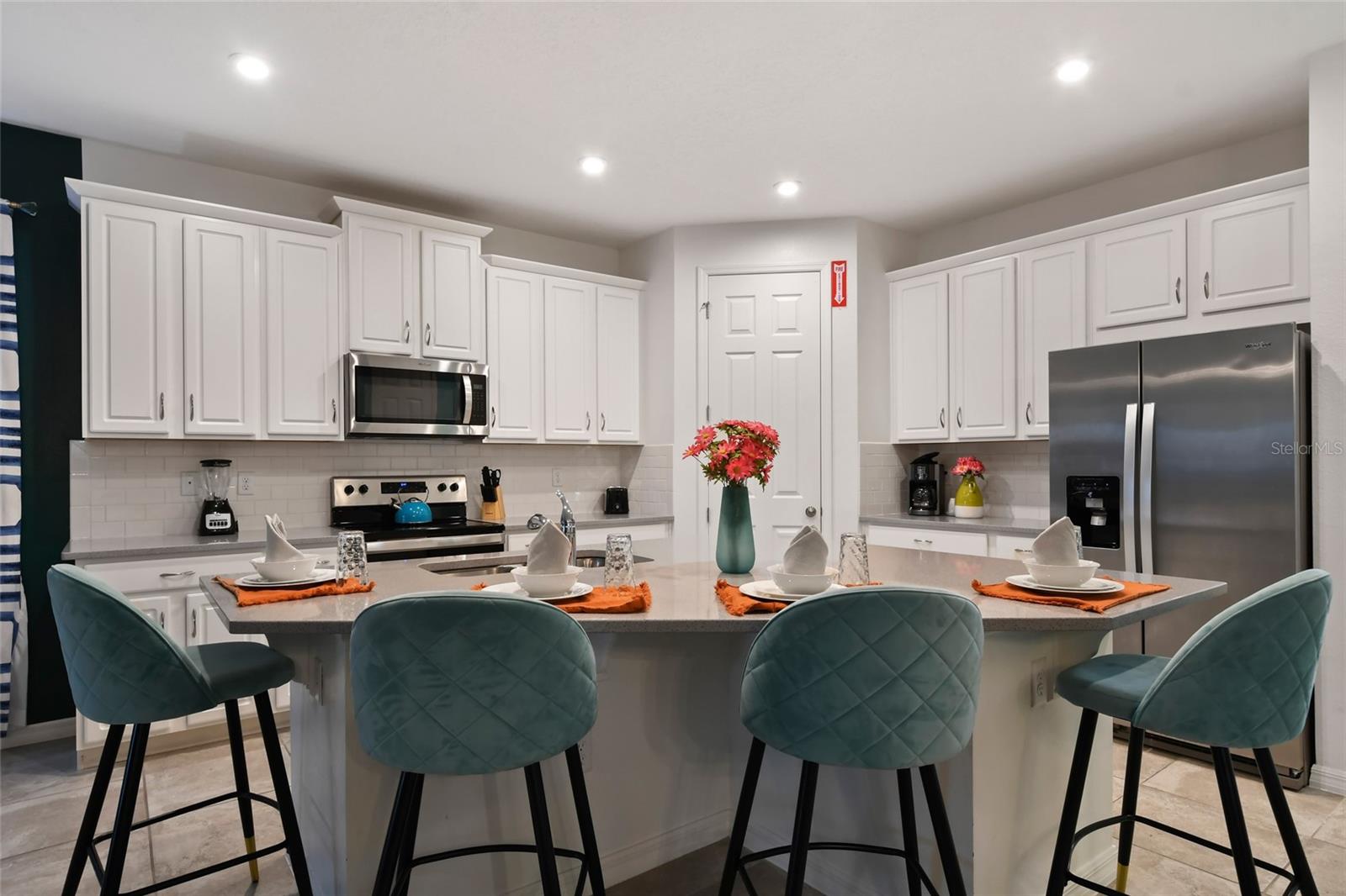 SOLARA RESORT VACATION VILLAS REP - Residential